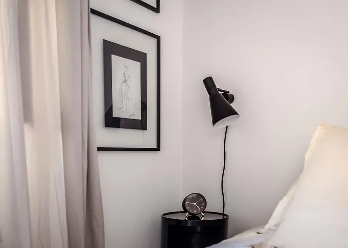 Contemporanea Tra Le Vie Storiche Апартаменты *